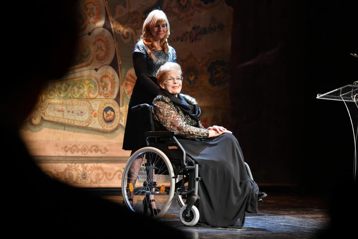 Zagreb: Svečana dodjela Nagrada hrvatskog glumi&scaron;ta 24.11.2018., Zagreb - U Hrvatskom narodnom kazalistu odrzana je dodjela Nagrada hrvatskog glumista. Ziri za operetu i mjuzikl dodijelio je nagradu za svekoliko umjetnicko djelovanje sopranistici i dugogodisnjoj prvakinji Hrvatskoga narodnoga kazalista u Zagrebu Blazenki Milic Photo: Sandra Simunovic/PIXSELL