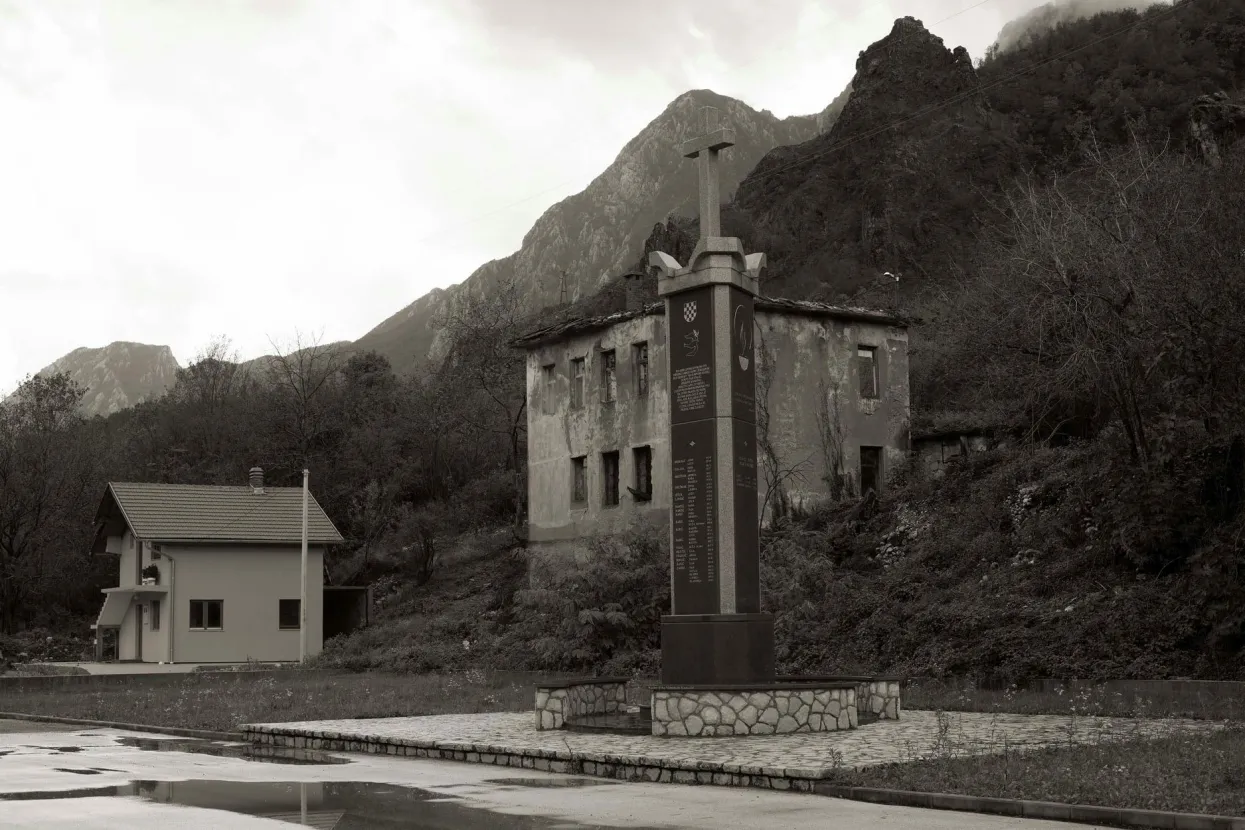 Grabovica - mjesto genocida nad Hrvatima