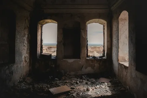 Sru&scaron;ena kuća u Shingalu (Irak)