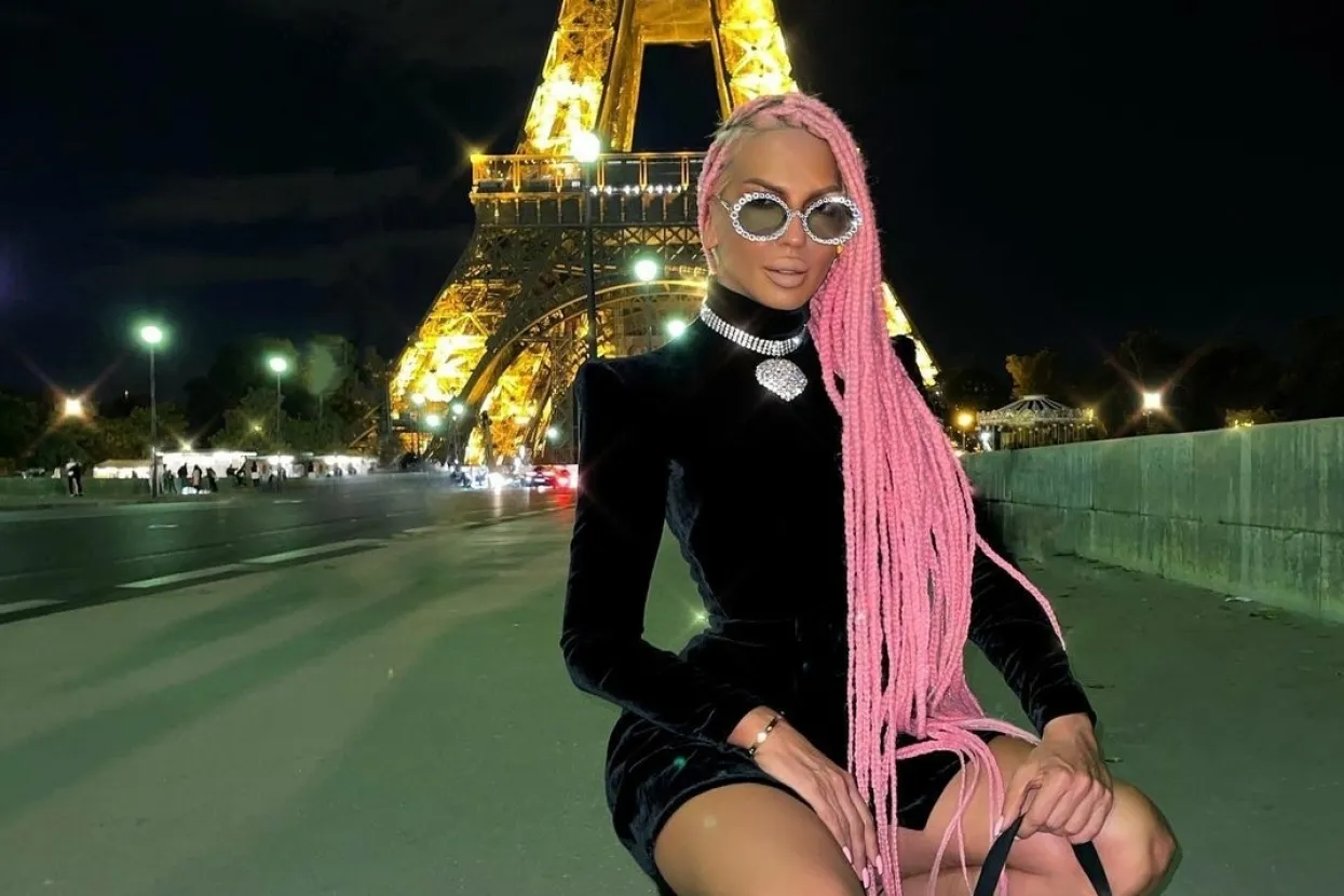 Jelena Karleu&scaron;a u Parizu