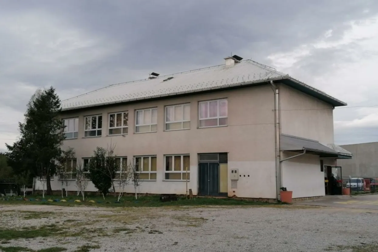 Prva O&Scaron; - Velika Kladu&scaron;a