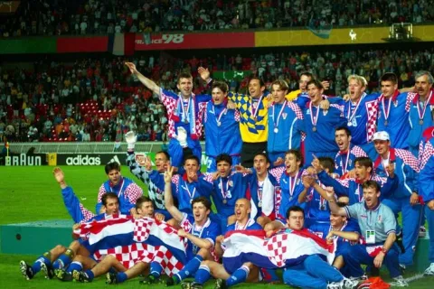 Krhki brakovi Vatreni