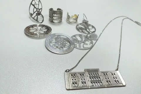 Fasada: Nakit s motivima Mostara i Hercegovine