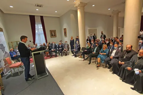 MOSTAR, 4. listopada - Premijerka Srbije Ana Brnabić otvorila je 102. izdanje tradicionalne kulturne manifestacije "&Scaron;antićeve večeri poezije".