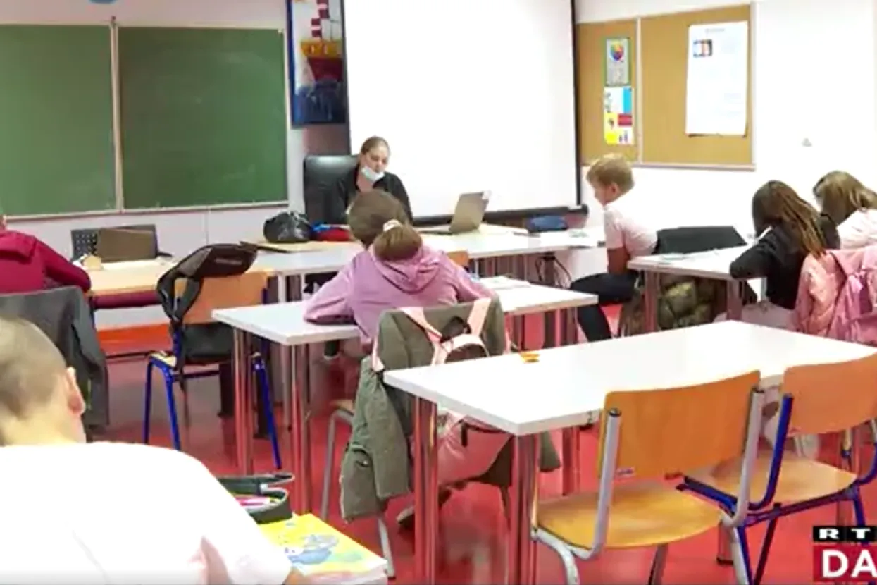 &Scaron;kola pretrpana