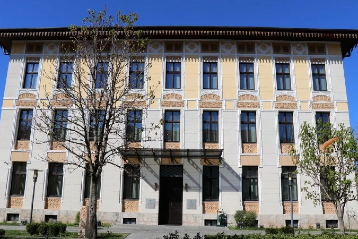 Grad Mostar traži izvođače za Advent i doček Nove godine na otvorenom