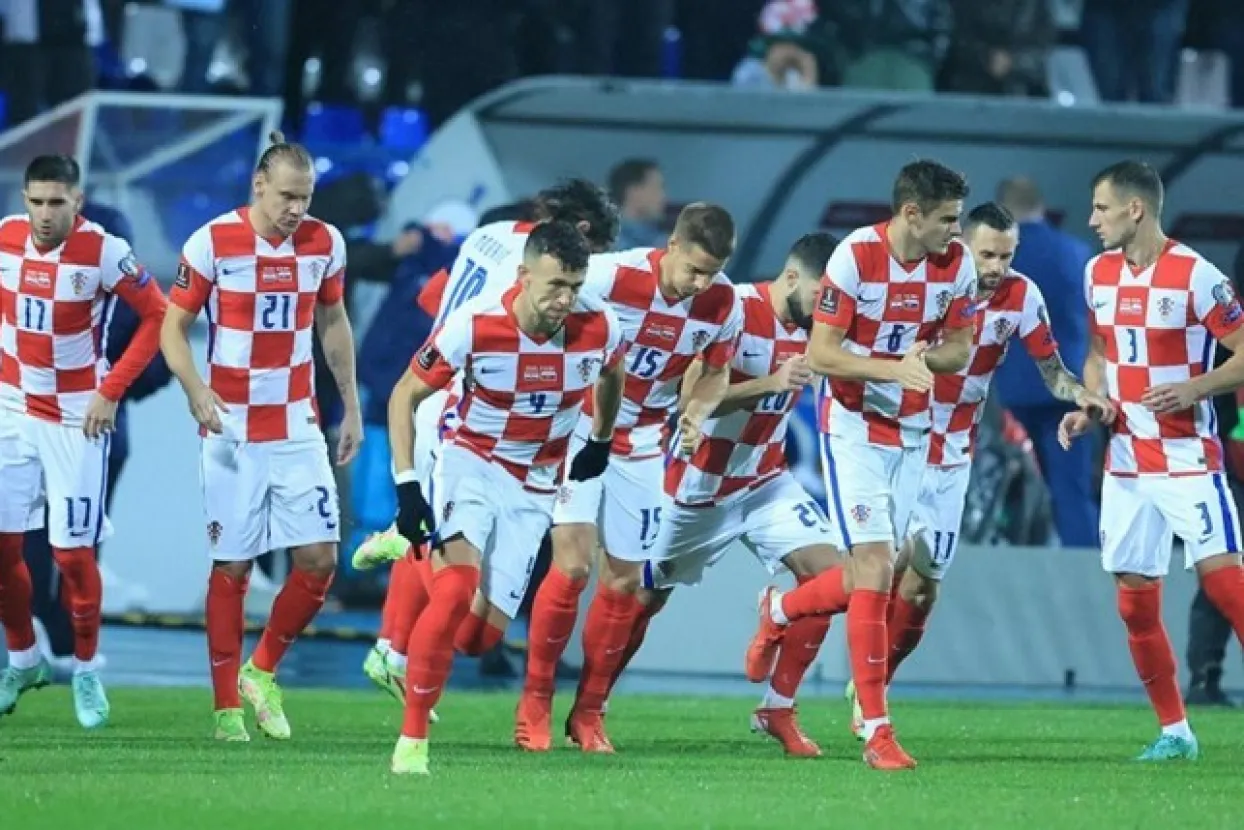 Bez reflektora po Mundijal