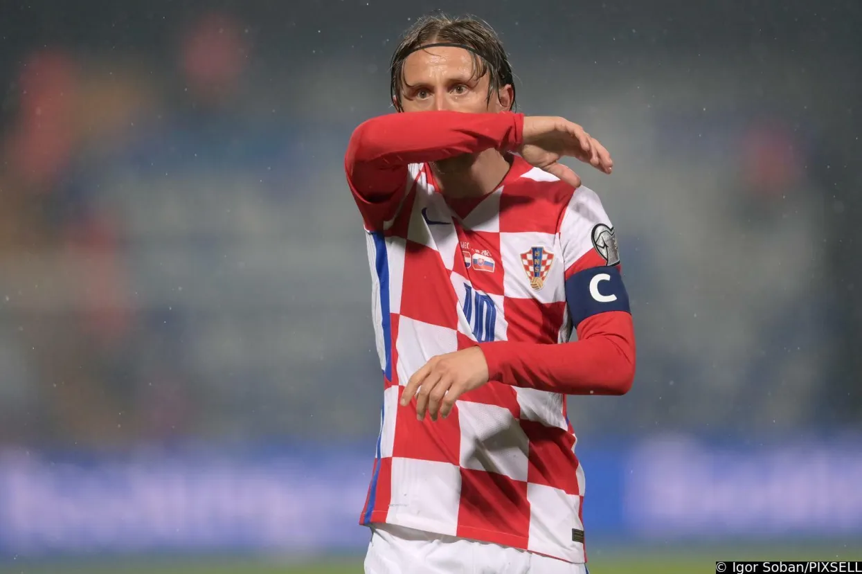 11.10.2021., stadion Gradski vrt, Osijek - Kvalifikacije za Svjetsko nogometno prvenstvo 2022. godine u Katru, skupina H, 8. kolo, Hrvatska - Slovacka. Luka Modric
Photo: Igor Soban/PIXSELL