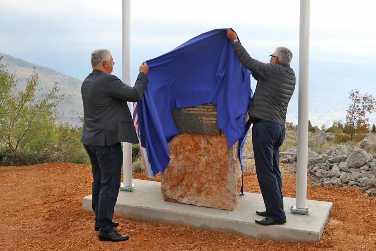 Otkrivanje spomen ploče na brdu Galac