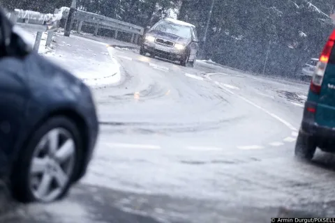 Snijeg na cestama u BiH