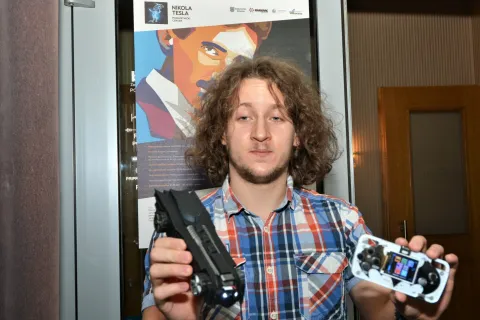 U Karlovcu je održan skup &quot;Inovacije - garancija budućeg razvoja&quot; u sklopu Projekta &quot;Nikola Tesla Poduzetnički centar&quot;. Na fotografiji Albert Gajšak, svjetski uspješan karlovački inovator.