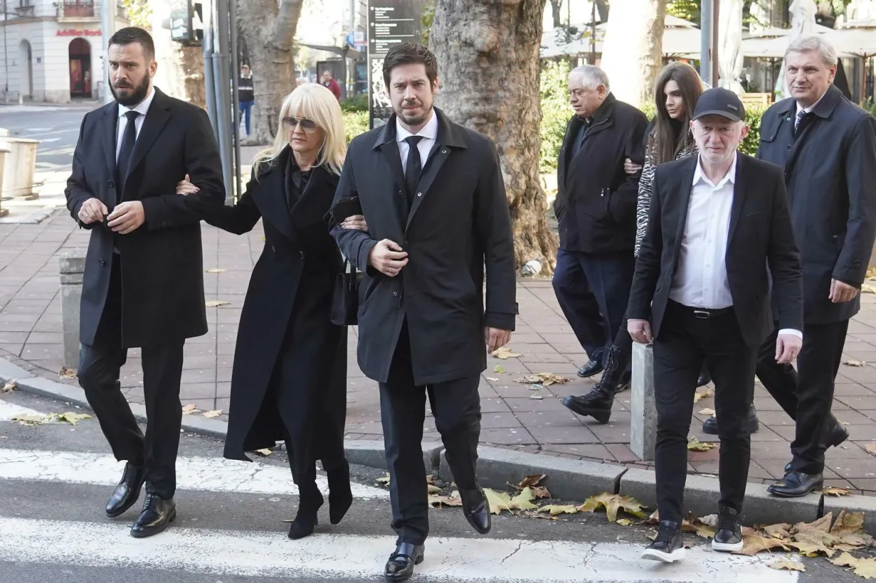 11, November, 2021, Belgrade - The commemoration on the occasion of the death of Marinko Rokvic was held in the Stone Hall of Radio Belgrade. Marko Rokvic, Slavica Rokvic, Nikola Rokvic, Milos Misa Mijatovic. Photo: Antonio Ahel/ATAImages

11, novembar, 2021, Beograd - Komemoracija povodom smrti Marinka Rokvica odrzana je u Kamenoj sali radio Beograda. Photo: Antonio Ahel/ATAImages