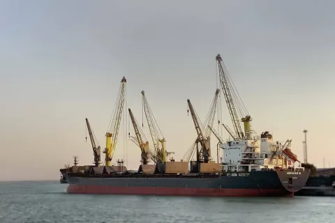 Iranci u Perzijskom zaljevu zaplijenili brod koji je prevozio krijumčareni dizel