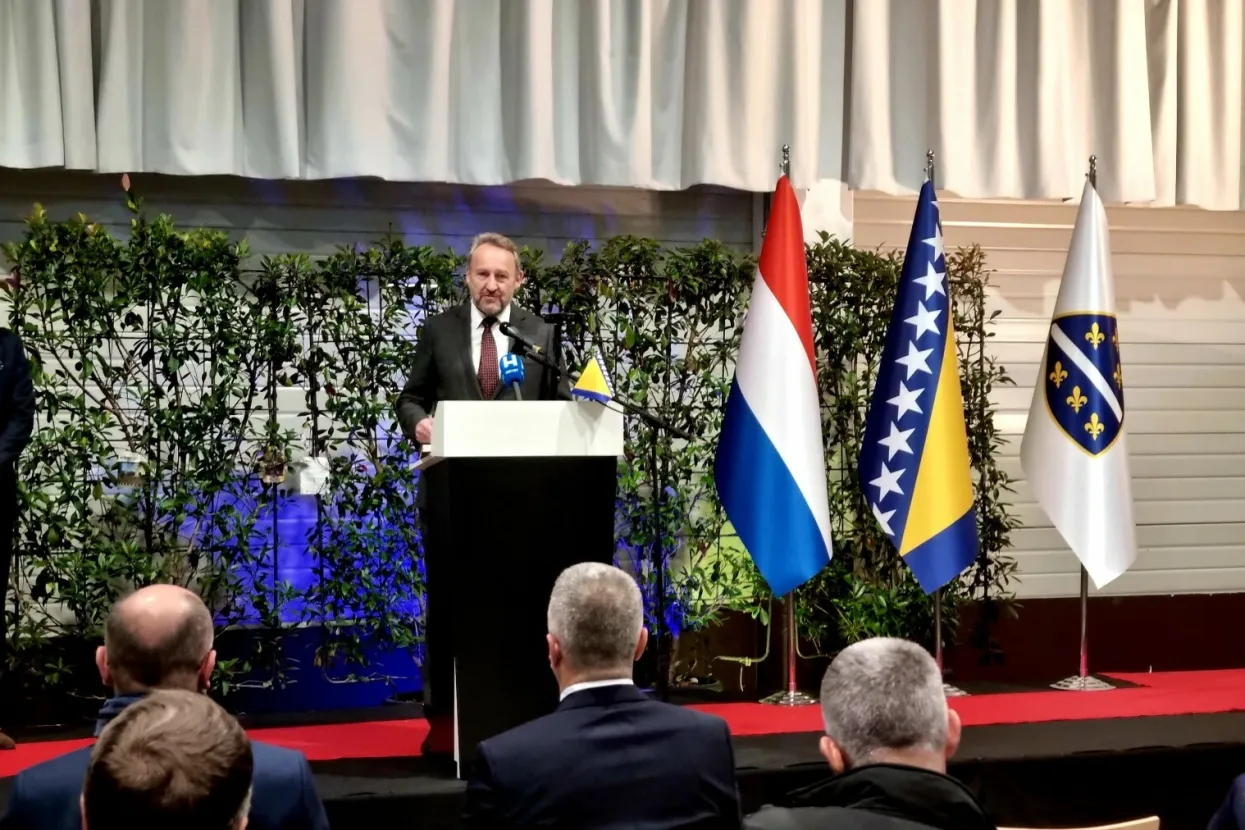 Izetbegović u luksembur&scaron;kom gradu Wiltzu