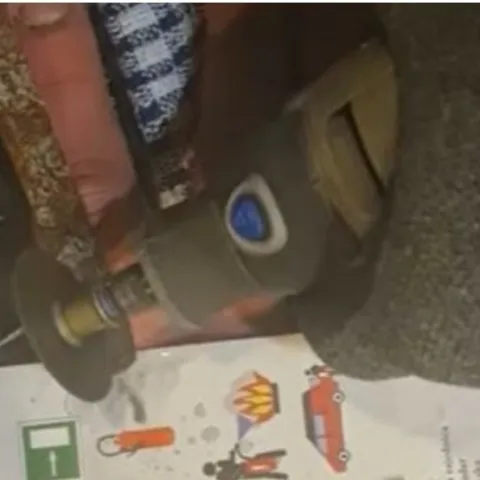 Zagrebački vatrogasci skidali prsten mu&scaron;karcu, pogledajte kako to izgleda