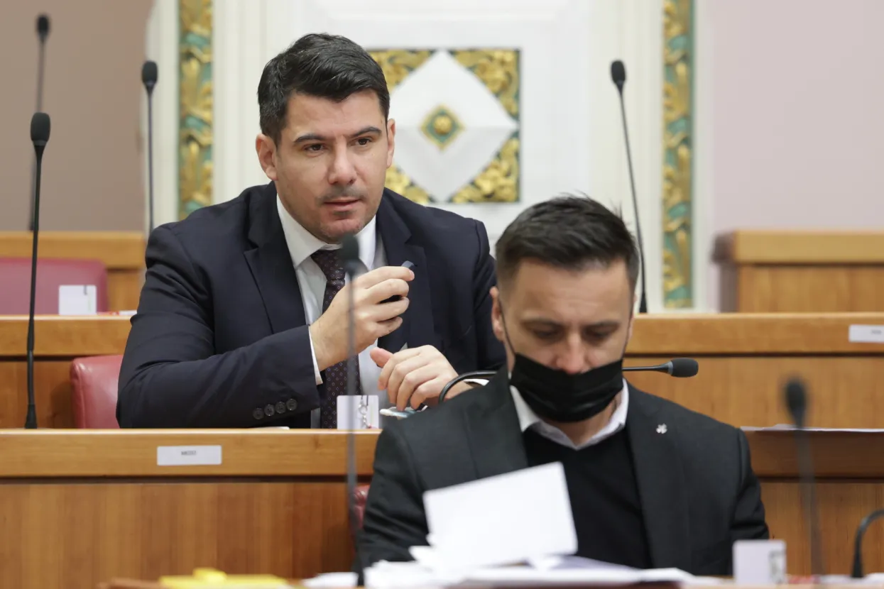 Zagreb, 15.12.2021 - Nastavak 9. sjednice Hrvatskoga sabora.
Na fotografiji Nikola Grmoja.
foto HINA/ Edvard ŠUŠAK/ es