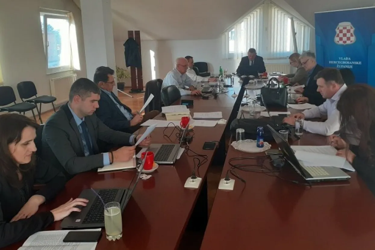 Vlada HBŽ-a donijela odluku o visini osnovice plaća državnih službenika