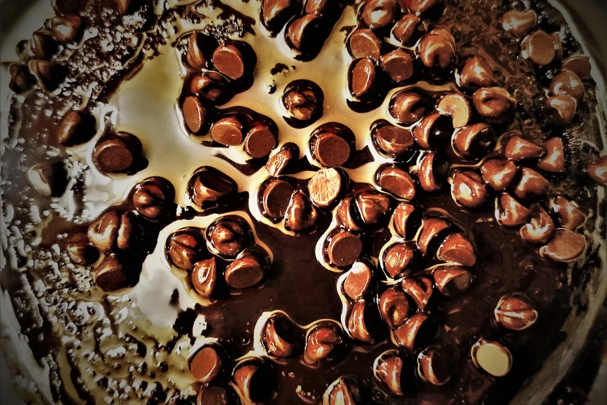 Recept u zadnji čas: Pripremite tortu od Nutelle i samo jo&scaron; jednog sastojka