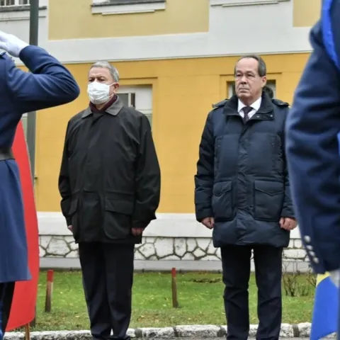 Turski ministar obrane stigao na sastanak sa Sifetom Podžićem