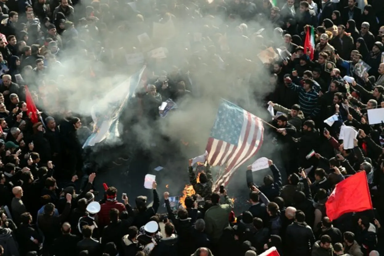 Paljenje američke zastave