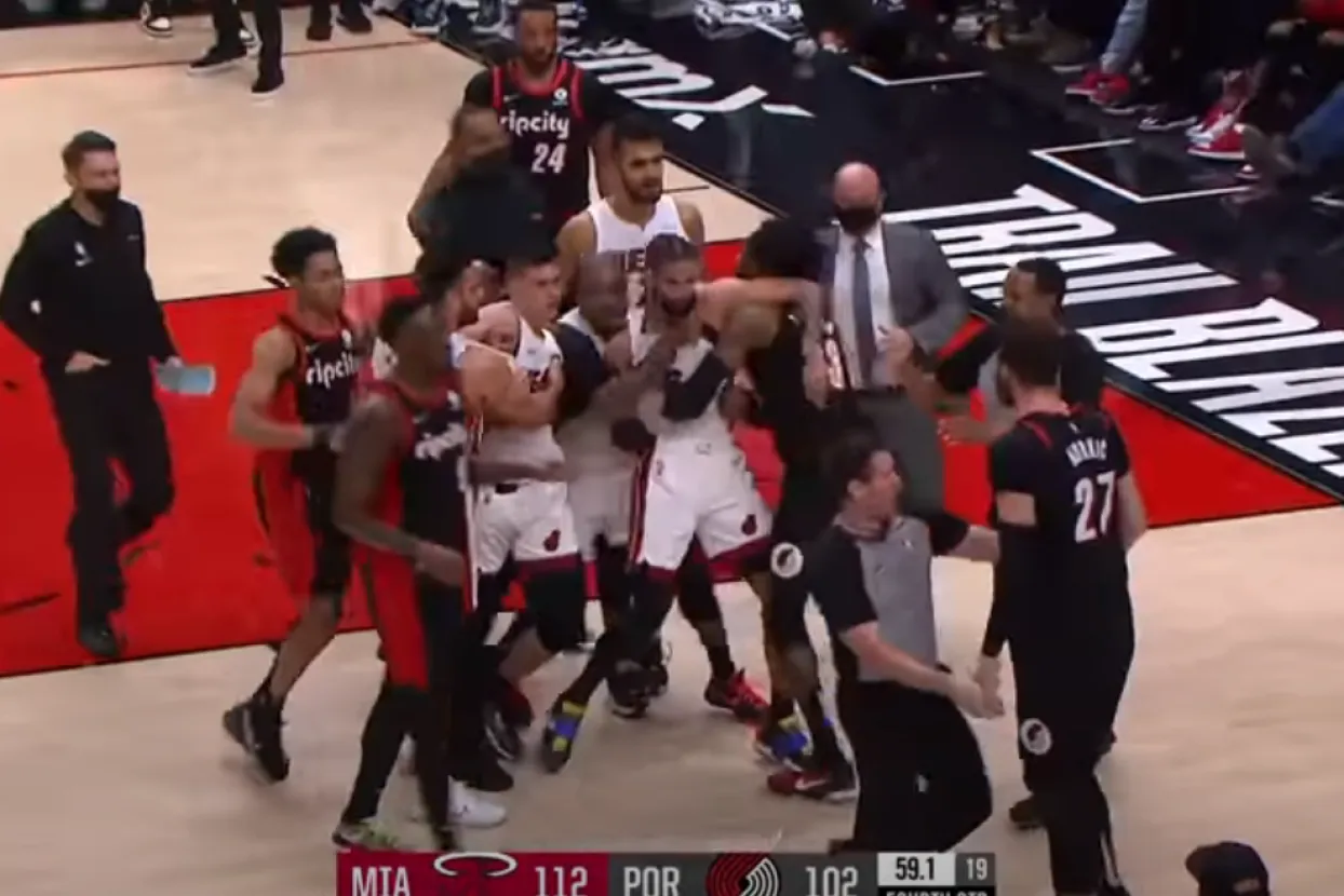 Nurkić kažnjen zbog &scaron;amaranja Herroa