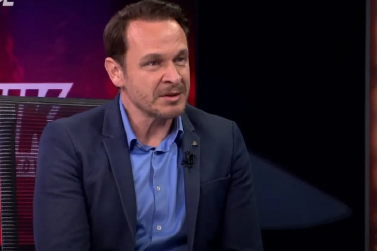 Enis Be&scaron;lagić