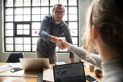 Zapo&scaron;ljavanje (Ilustracija)