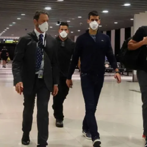 Đoković napu&scaron;ta Australiju