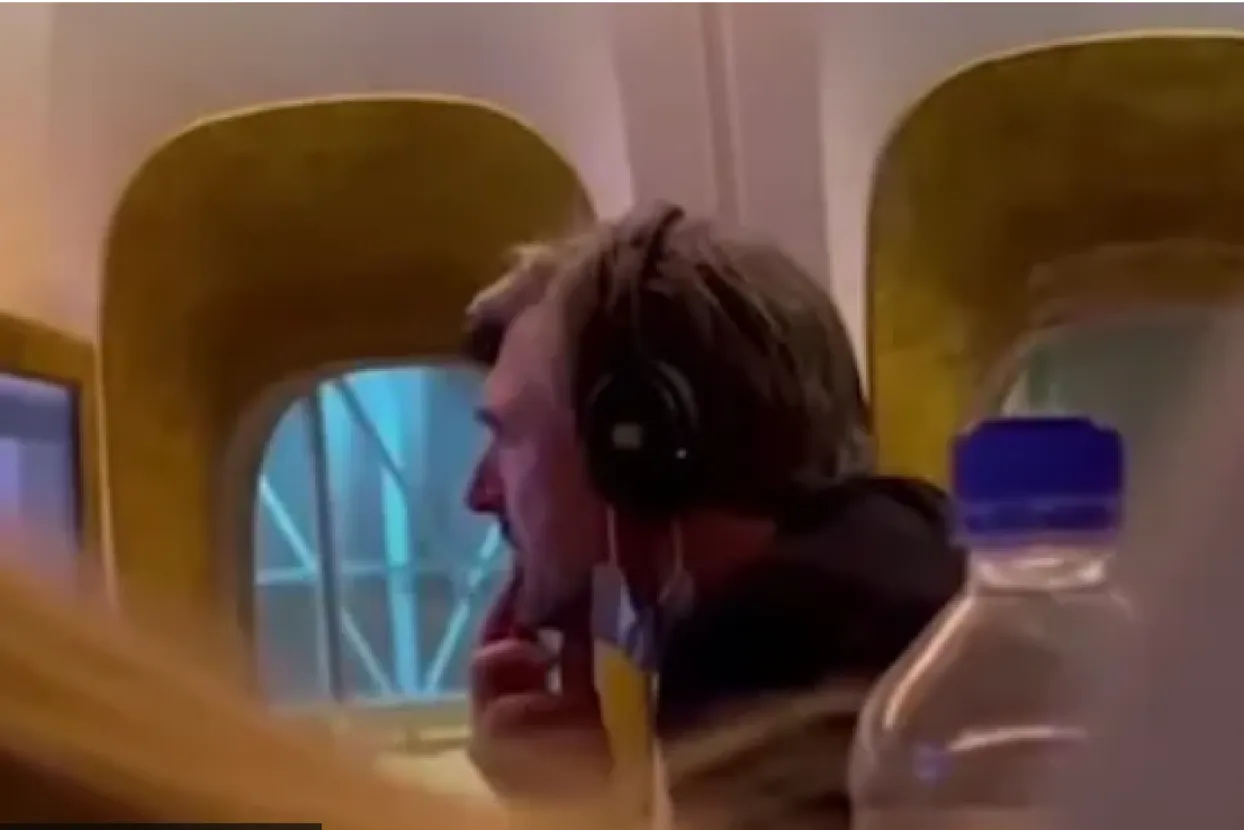 Goran Ivani&scaron;ević u zrakoplovu