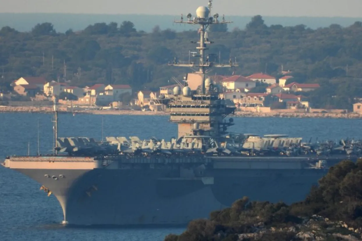 Američki nosač aviona USS Harry S. Truman