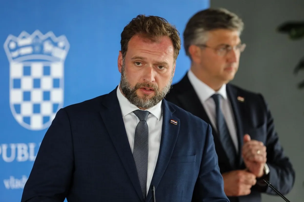 Mario Banožić