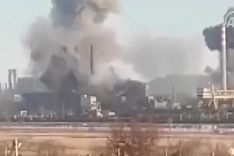 Bombardirana željezara u Mariupolju