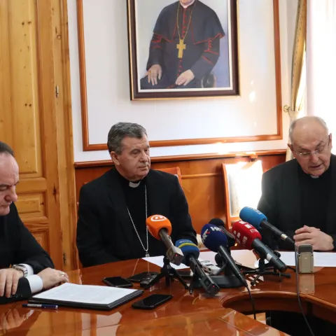 Bh. biskupi pozvali političare na dijalog i poštivanje prava pojedinaca i naroda
