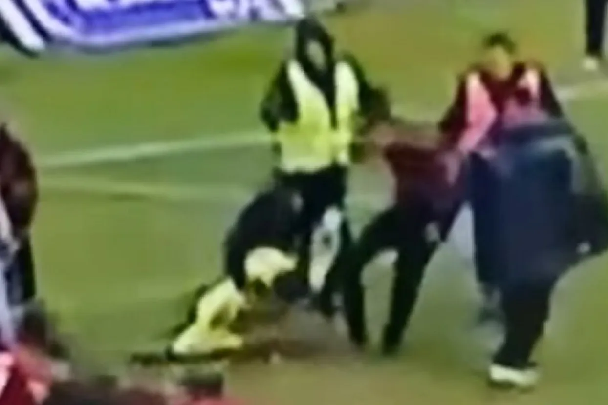 Navijači prekinuli utakmicu na Kosovu