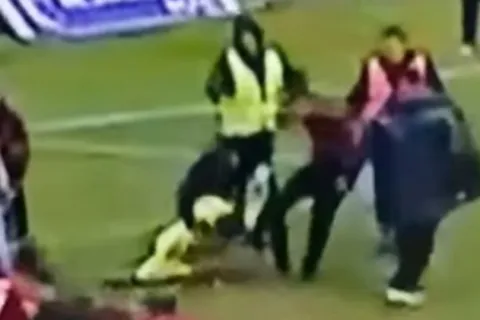 Navijači prekinuli utakmicu na Kosovu