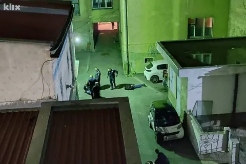 Tučnjava pred zgradom Vrhovnog suda FBiH