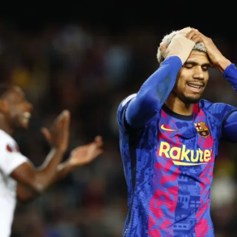 Eintracht &scaron;okirao Barcelonu