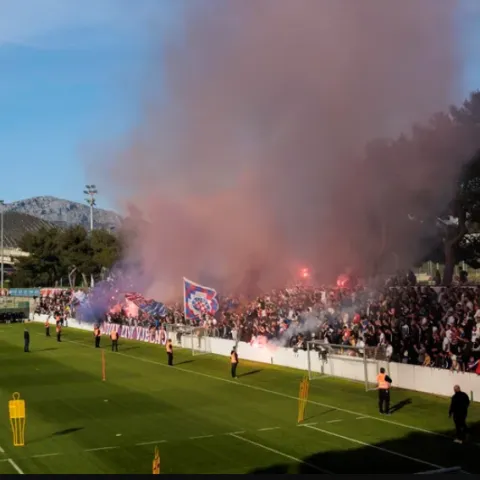 Torcida na trenungu pred derbi s Dinamom