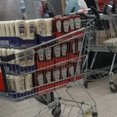 Stvaranje zaliha hrane nema mjeru: Kupac u Kauflandu zabilježio nesvakida&scaron;nji prizor