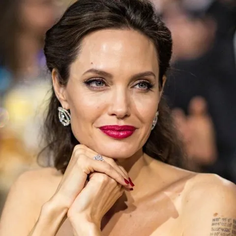 Angelina Jolie