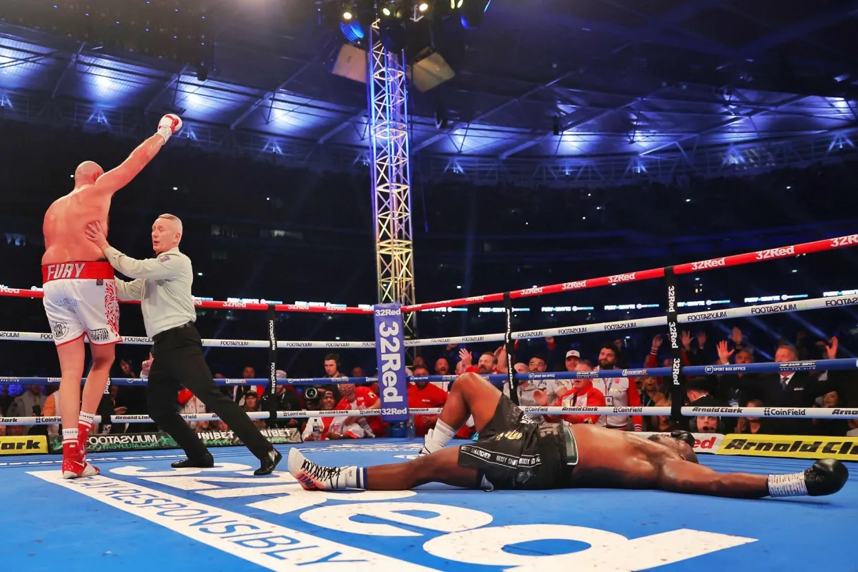 Fury nokautirao Whytea