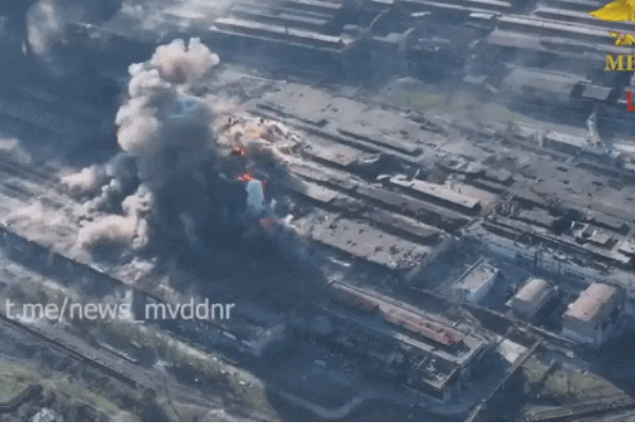 Bombardiranje Azovstala