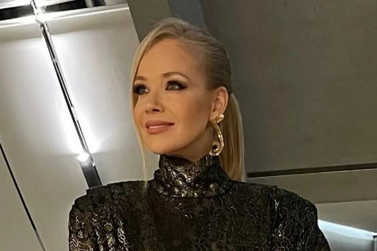 Jelena Rozga u zavodljivoj haljini s Livajinog vjenčanja ostavila fanove bez riječi