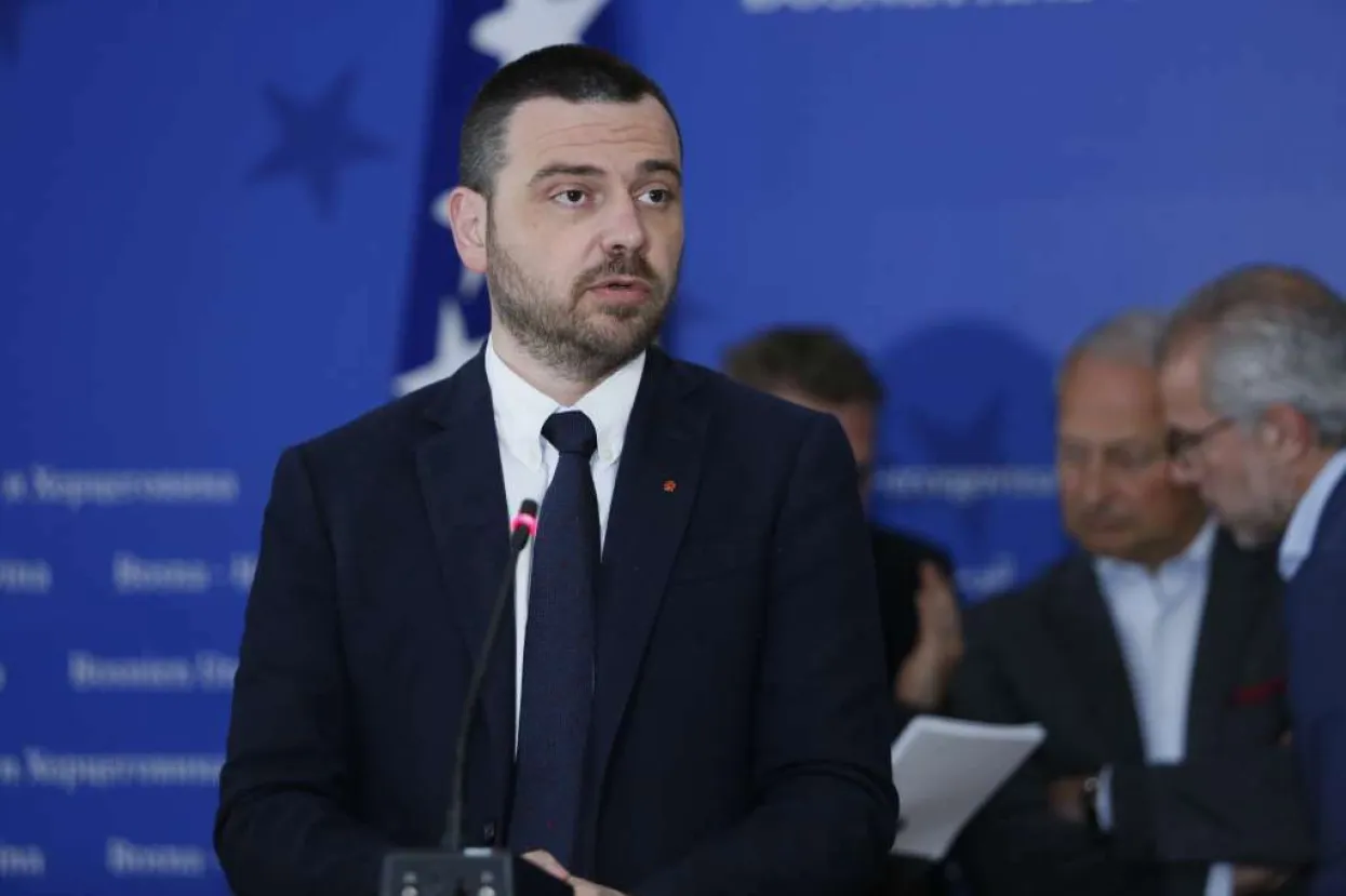 Sa&scaron;a Magazinović