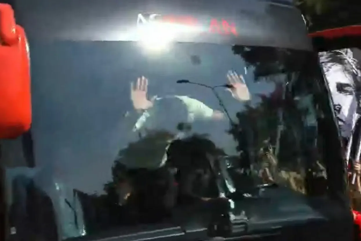 Ibrahimović razbija staklo