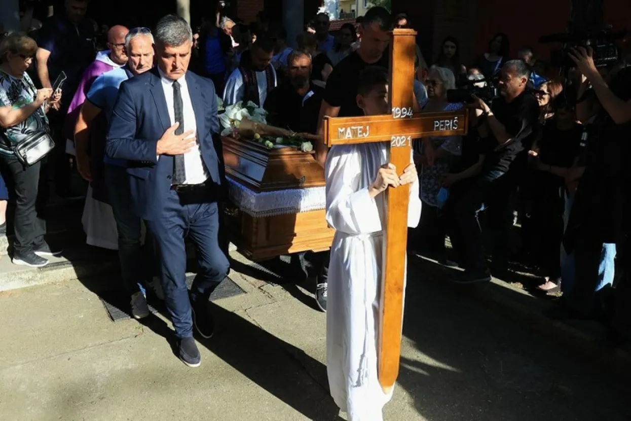 Ispraćaj Mateja Peri&scaron;a u Beogradu