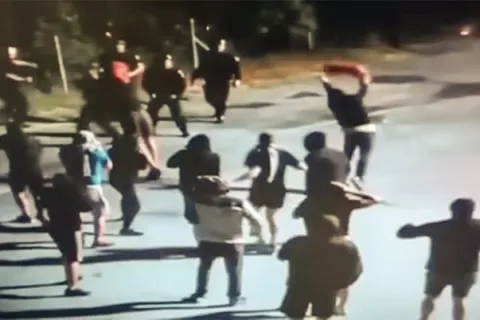 Sukob navijača i policije