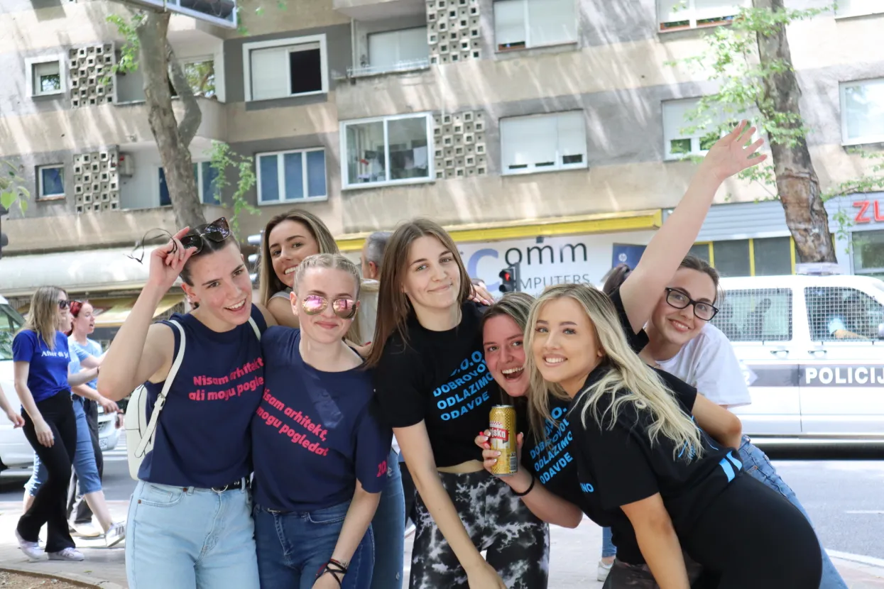 Mostarski maturanti proslavili kraj srednjoškolskog obrazovanja