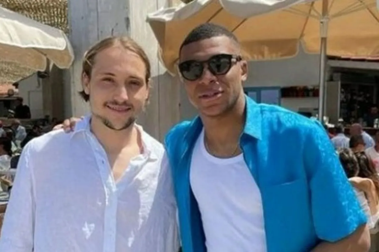 Lovro Majer i Kylian Mbappe