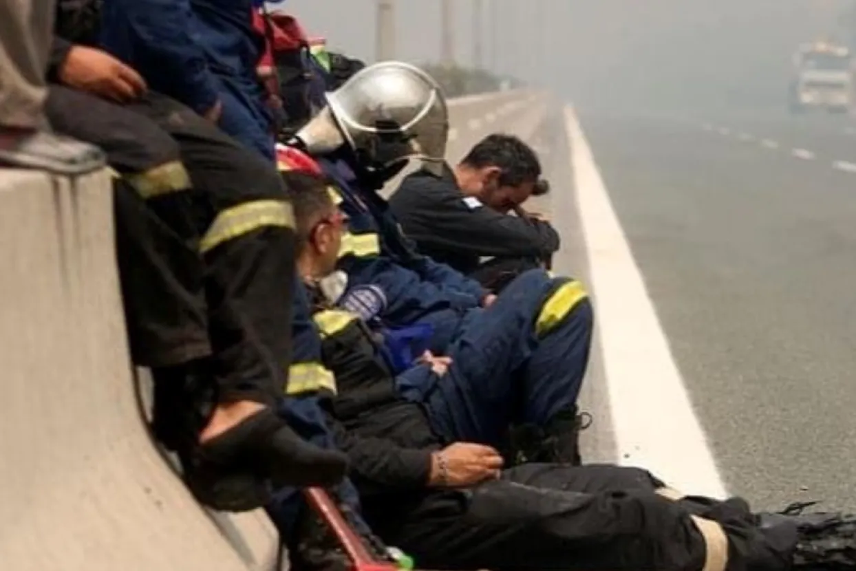 Vatrogasci (Ilustracija)